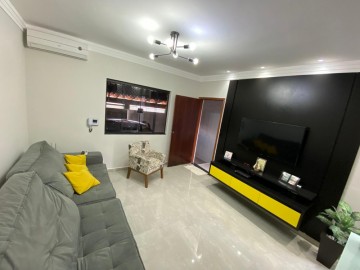 Casa - Venda - Jardim Continental II - Taubate - SP